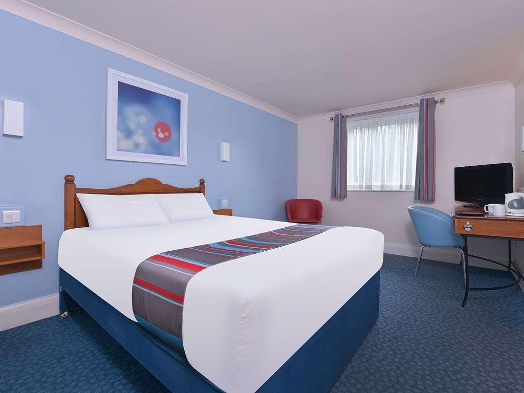 Travelodge Helensburgh Seafront חדר תמונה